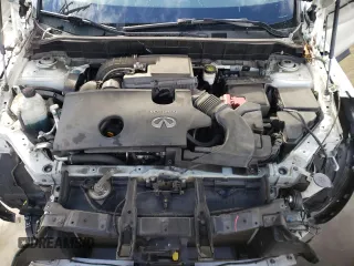 2019 Infiniti QX50 LUXE with VIN 3PCAJ5M19KF133698, listed as a Copart auction lot 38974643 with 69,595 mi miles. Bid and sale history available at carsss.com. Image 11.