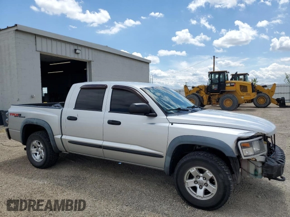 2008 Dodge Dakota with VIN 1D7HW78N58S550147, listed as a Copart auction lot 58793855 with 126,970 mi miles and Salvage title. Bid and sale history available at DreamBid. Image 4.