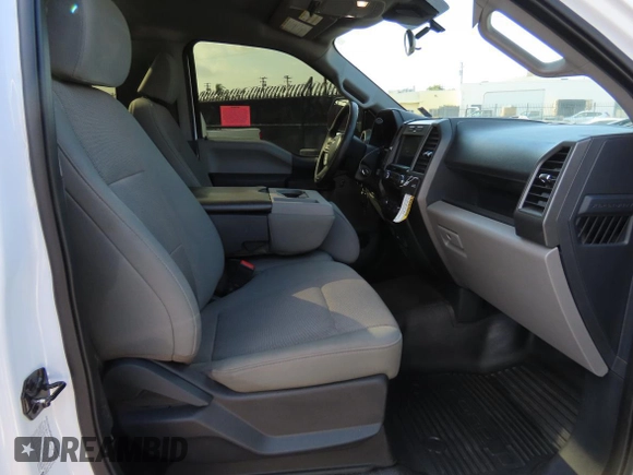 2022 Ford F-350 XL with VIN 1FTRF3A66NEG41366, listed as a Copart auction lot 63850985 with 34,356 mi miles and Salvage title. Bid and sale history available at DreamBid. Image 5.