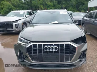 2023 Audi Q3 S line Premium z VIN WA1DECF35P1120543, wystawiony jako IAAI lot #42476868 z przebiegiem 47 156 mil mil oraz . Historia ofert i sprzedaży dostępna na DreamBid. Obrazek 12.