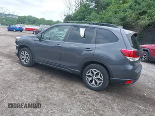 2021 Subaru Forester Premium with VIN JF2SKAJC2MH456818, listed as a IAAI auction lot 42533483 with 28,964 mi miles and . Bid and sale history available at DreamBid. Image 3.
