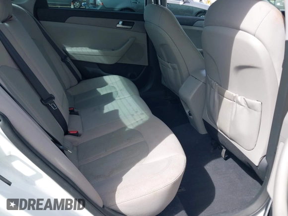 2015 Hyundai Sonata SE with VIN 5NPE24AF8FH119680, listed as a IAAI auction lot 42027807 with 223,193 mi miles and . Bid and sale history available at DreamBid. Image 8.