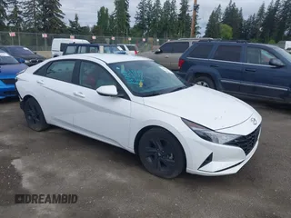 2023 Hyundai Elantra Blue z VIN KMHLM4AJ9PU043038, wystawiony jako IAAI lot #42222262 z przebiegiem 58 252 mil mil oraz . Historia ofert i sprzedaży dostępna na DreamBid. Obrazek 1.