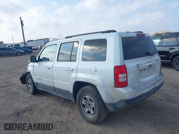 2015 Jeep Patriot Sport with VIN 1C4NJPBB9FD410100, listed as a IAAI auction lot 41536941 with 145,386 mi miles. Bid and sale history available at carsss.com. Image 14.