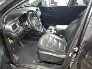 2016 Kia Sorento EX with VIN 5XYPH4A1XGG127350, listed as a Copart auction lot 47289315 with 135,684 mi miles and Clean Title. Bid and sale history available at carsss.com. Image 7.