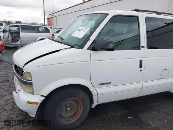 2002 Chevrolet Astro with VIN 1GNDM19X02B153455, listed as a IAAI auction lot 41462588 with 349,613 mi miles. Bid and sale history available at carsss.com. Image 17.