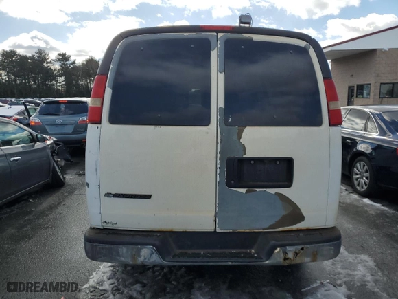 2009 Chevrolet Express Cargo Van with VIN 1GCGG25C191170111, listed as a Copart auction lot 44569525 with 225,919 mi miles and Salvage Title. Bid and sale history available at carsss.com. Image 6.