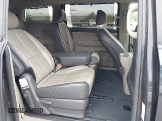 2017 Kia Sedona LX with VIN KNDMB5C14H6250704, listed as a IAAI auction lot 42074227 with 229,369 mi miles. Bid and sale history available at carsss.com. Image 8.