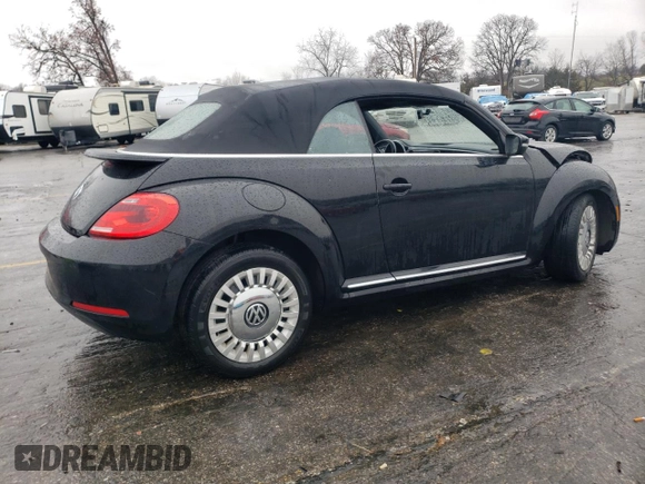 2015 Volkswagen Beetle 1.8T с VIN 3VW517AT5FM814247, выставлен на аукционе Copart как лот 86159494 с пробегом Не указан миль и Списание • Salvage title. История ставок и продаж доступна на DreamBid. Изображение 3.