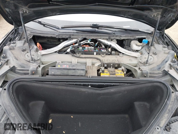 2017 Tesla Model S 100D z VIN 5YJSA1E27HF208282, wystawiony jako IAAI lot #41362736 z przebiegiem 173 162 mil mil oraz . Historia ofert i sprzedaży dostępna na DreamBid. Obrazek 10.
