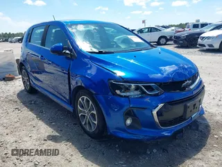 2019 Chevrolet Sonic LT z VIN 1G1JD6SB0K4138765, wystawiony jako IAAI lot #42177810 z przebiegiem 66 432 mil mil oraz . Historia ofert i sprzedaży dostępna na DreamBid. Obrazek 1.