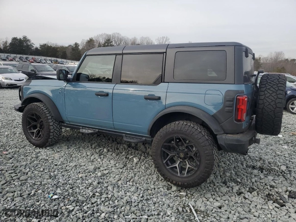 2023 Ford Bronco with VIN 1FMEE5DP6PLC01899, listed as a Copart auction lot 42386435 with 8,253 mi miles and Salvage Title. Bid and sale history available at carsss.com. Image 2.