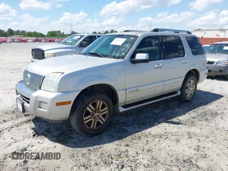 2009 Mercury Mountaineer Premier with VIN 4M2EU38E49UJ02638, listed as a IAAI auction lot 42017692 with 277,374 mi miles and . Bid and sale history available at DreamBid. Image 2.