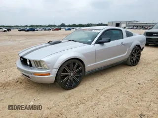 2007 Ford Mustang Deluxe with VIN 1ZVFT80N275288206, listed as a Copart auction lot 56751435 with 162,684 mi miles and Salvage title. Bid and sale history available at DreamBid. Image 1.
