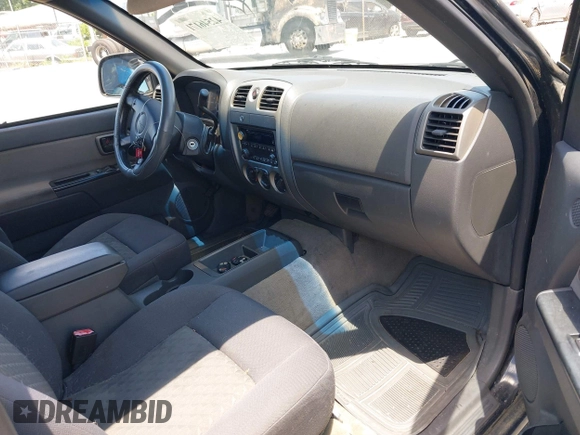 2004 GMC Canyon 1SB SLE Z85 z VIN 1GTCS138248206944, wystawiony jako IAAI lot #42546171 z przebiegiem 268 175 mil mil oraz . Historia ofert i sprzedaży dostępna na DreamBid. Obrazek 5.