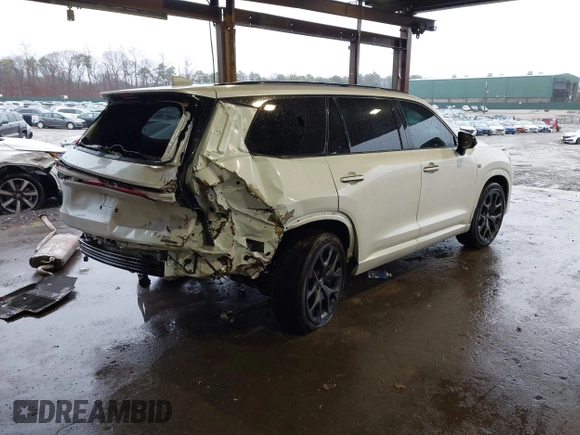 2024 Lexus TX 500h F Sport Premium with VIN 5TDABAB68RS001137, listed as a IAAI auction lot 41048726 with 17,911 mi miles and . Bid and sale history available at DreamBid. Image 4.