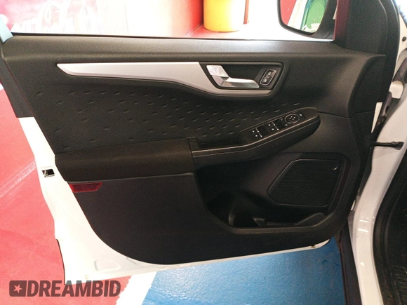 2020 Ford Escape SE with VIN 1FMCU9G68LUB14806, listed as a IAAI auction lot 42679209 with 67,593 mi miles and . Bid and sale history available at DreamBid. Image 18.