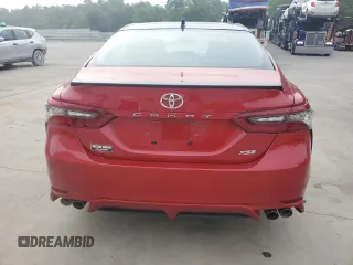 2021 Toyota Camry XSE z VIN 4T1K61AK4MU495780, wystawiony jako Copart lot #54576745 z przebiegiem 24 603 mil mil oraz Szkoda całkowita • Salvage title. Historia ofert i sprzedaży dostępna na DreamBid. Obrazek 6.