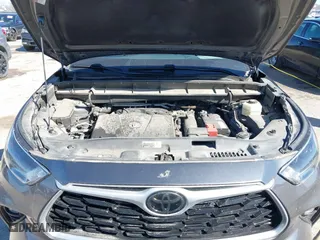 2021 Toyota Highlander XLE with VIN 5TDGZRAH3MS057776, listed as a IAAI auction lot 41754519 with 79,725 mi miles. Bid and sale history available at carsss.com. Image 10.