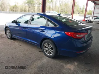 2015 Hyundai Sonata SE with VIN 5NPE24AF0FH212919, listed as a IAAI auction lot 42149682 with 141,987 mi miles and . Bid and sale history available at DreamBid. Image 3.
