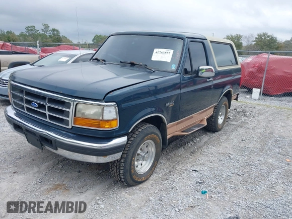 1995 Ford Bronco Custom with VIN 1FMEU15H2SLB87303, listed as a IAAI auction lot 41763857 with 1 mi miles. Bid and sale history available at carsss.com. Image 2.