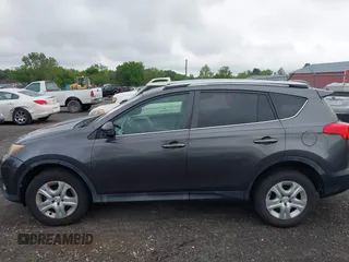 2015 Toyota RAV4 LE with VIN 2T3BFREV3FW230362, listed as a IAAI auction lot 42196410 with 200,369 mi miles. Bid and sale history available at carsss.com. Image 14.