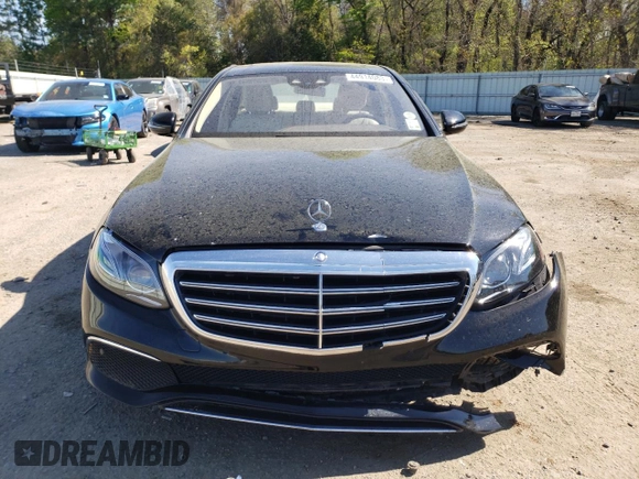 2017 Mercedes-Benz E-Class E 300 Luxury with VIN WDDZF4JBXHA070999, listed as a Copart auction lot 44914083 with 42,600 mi miles. Bid and sale history available at carsss.com. Image 5.
