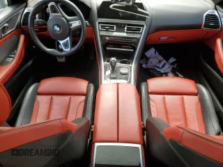 2020 BMW 8 Series 840i z VIN WBAGV4C0XLCD97822, wystawiony jako Copart lot #52265065 z przebiegiem Nie podano mil oraz Tytuł czysty. Historia ofert i sprzedaży dostępna na DreamBid. Obrazek 8.