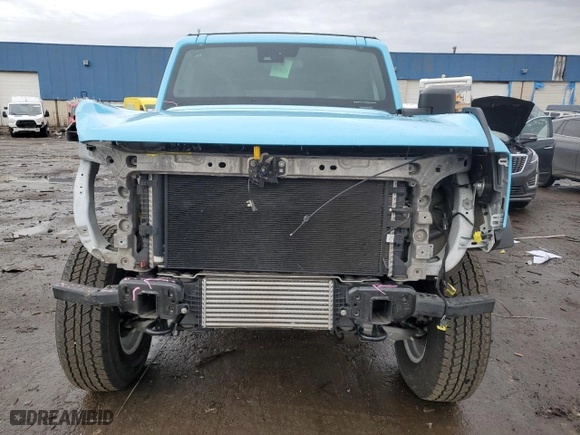2023 Ford Bronco with VIN 1FMEE5BP9PLB15828, listed as a Copart auction lot 47347135 with 11,370 mi miles and Clean Title. Bid and sale history available at carsss.com. Image 5.