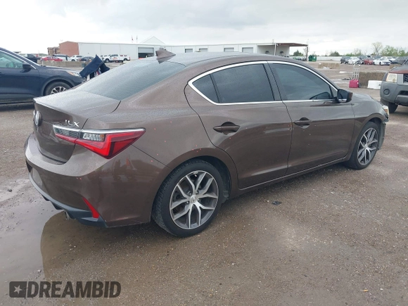 2019 Acura ILX w/Premium Pkg with VIN 19UDE2F76KA013692, listed as a IAAI auction lot 41915765 with 128,774 mi miles. Bid and sale history available at carsss.com. Image 4.