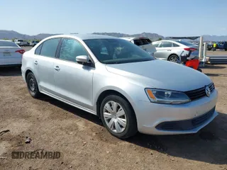 2012 Volkswagen Jetta Sedan SE w/Convenience PZEV with VIN 3VWDP7AJ7CM314787, listed as a IAAI auction lot 41950485 with 120,886 mi miles. Bid and sale history available at carsss.com. Image 1.