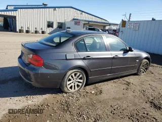 2007 BMW 3 Series 328xi with VIN WBAVC73557KP35114, listed as a Copart auction lot 51818055 with 225,165 mi miles and Salvage title. Bid and sale history available at DreamBid. Image 3.