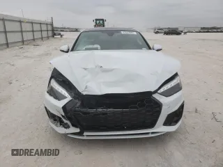 2020 Audi A5 Premium Plus z VIN WAUTNAF52LA001539, wystawiony jako Copart lot #42643063 z przebiegiem Nie podano mil oraz . Historia ofert i sprzedaży dostępna na DreamBid. Obrazek 5.