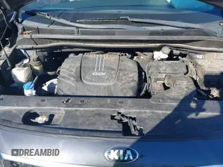 2018 Kia Sedona LX with VIN KNDMB5C18J6363478, listed as a IAAI auction lot 41687688 with 119,700 mi miles. Bid and sale history available at carsss.com. Image 10.