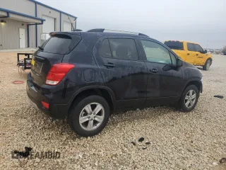 2022 Chevrolet Trax LT with VIN KL7CJPSM6NB535152, listed as a Copart auction lot 84301604 with 41,175 mi miles and Clean Title. Bid and sale history available at carsss.com. Image 3.