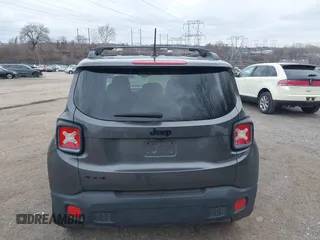 2017 Jeep Renegade Latitude z VIN ZACCJBBB6HPG17767, wystawiony jako IAAI lot #41631303 z przebiegiem 56 312 mil mil oraz . Historia ofert i sprzedaży dostępna na DreamBid. Obrazek 15.