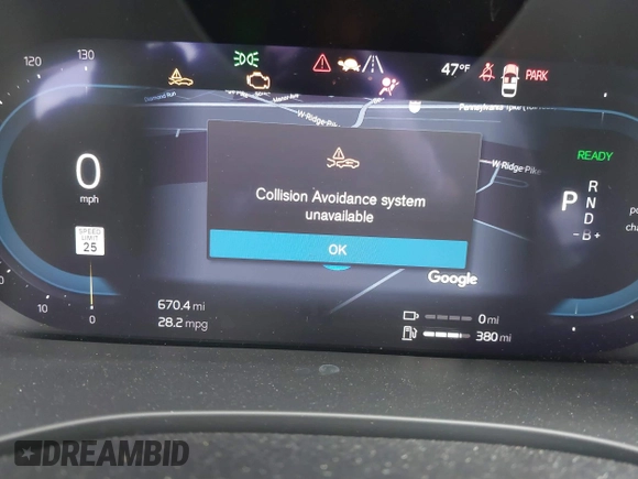 2024 Volvo XC60 Recharge Plug-In Hybrid Plus Dark Theme with VIN YV4H60DL1R1763252, listed as a IAAI auction lot 41731933 with 8,959 mi miles. Bid and sale history available at carsss.com. Image 15.