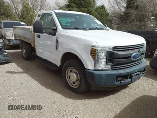 2018 Ford Super Duty F-250 SRW XL with VIN 1FDBF2A65JEC48041, listed as a IAAI auction lot 41660168 with 78,604 mi miles. Bid and sale history available at carsss.com. Image 1.