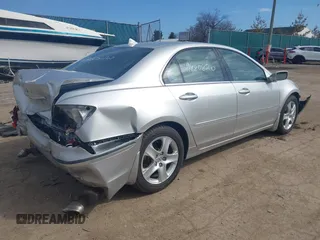 2005 Acura RL with VIN JH4KB16545C019697, listed as a IAAI auction lot 41880820 with Not provided miles and . Bid and sale history available at DreamBid. Image 4.