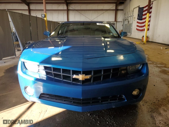 2010 Chevrolet Camaro 1LT with VIN 2G1FB1EV2A9180452, listed as a Copart auction lot 46487795 with 143,768 mi miles and Clean Title. Bid and sale history available at carsss.com. Image 5.