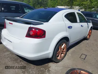 2013 Dodge Avenger SXT z VIN 1C3CDZCB2DN544550, wystawiony jako IAAI lot #42007740 z przebiegiem 85 714 mil mil oraz . Historia ofert i sprzedaży dostępna na DreamBid. Obrazek 4.