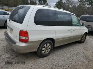 2005 Kia Sedona LX with VIN KNDUP132856716570, listed as a Copart auction lot 45848965 with 137,589 mi miles and Salvage Title. Bid and sale history available at carsss.com. Image 3.