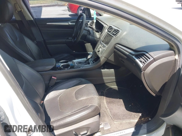 2013 Ford Fusion Titanium with VIN 3FA6P0K92DR184841, listed as a IAAI auction lot 42196408 with 250,718 mi miles and . Bid and sale history available at DreamBid. Image 5.