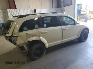2018 Dodge Journey SXT with VIN 3C4PDCBB5JT196427, listed as a Copart auction lot 45322125 with 132,529 mi miles and Salvage title. Bid and sale history available at DreamBid. Image 3.