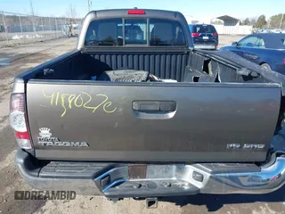 2009 Toyota Tacoma with VIN 5TEUU42N89Z650911, listed as a IAAI auction lot 41580270 with 178,669 mi miles. Bid and sale history available at carsss.com. Image 16.