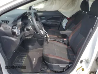 2021 Nissan Versa SR z VIN 3N1CN8FV8ML896737, wystawiony jako Copart lot #55131945 z przebiegiem 80 353 mil mil oraz Szkoda całkowita • Salvage title. Historia ofert i sprzedaży dostępna na DreamBid. Obrazek 7.