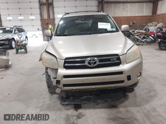 2008 Toyota RAV4 Limited with VIN JTMZK31V585023530, listed as a IAAI auction lot 42434462 with 232,829 mi miles and . Bid and sale history available at DreamBid. Image 6.