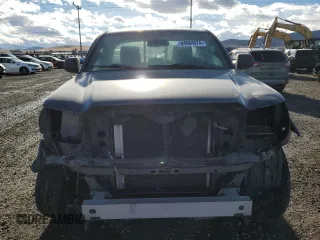 2013 Toyota Tacoma z VIN 5TFPX4EN7DX015095, wystawiony jako Copart lot #84664074 z przebiegiem 188 709 mil mil oraz Szkoda całkowita • Salvage title. Historia ofert i sprzedaży dostępna na DreamBid. Obrazek 5.