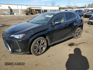 2022 Lexus UX with VIN JTHP9JBH8N2057425, listed as a Copart auction lot 45984885 with 44,924 mi miles and Salvage Title. Bid and sale history available at carsss.com. Image 1.
