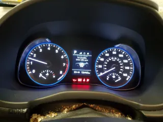 2018 Hyundai Kona SE with VIN KM8K1CAA9JU158468, listed as a Copart auction lot 44140965 with 126,463 mi miles and Clean Title. Bid and sale history available at carsss.com. Image 9.